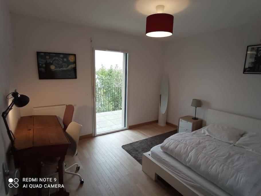 Superbe Appartement Avec Balcon Filant Cenon Exterior foto